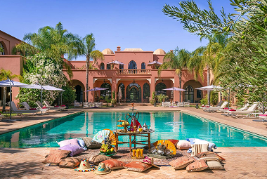 Luxury 1000 sqm Villa...